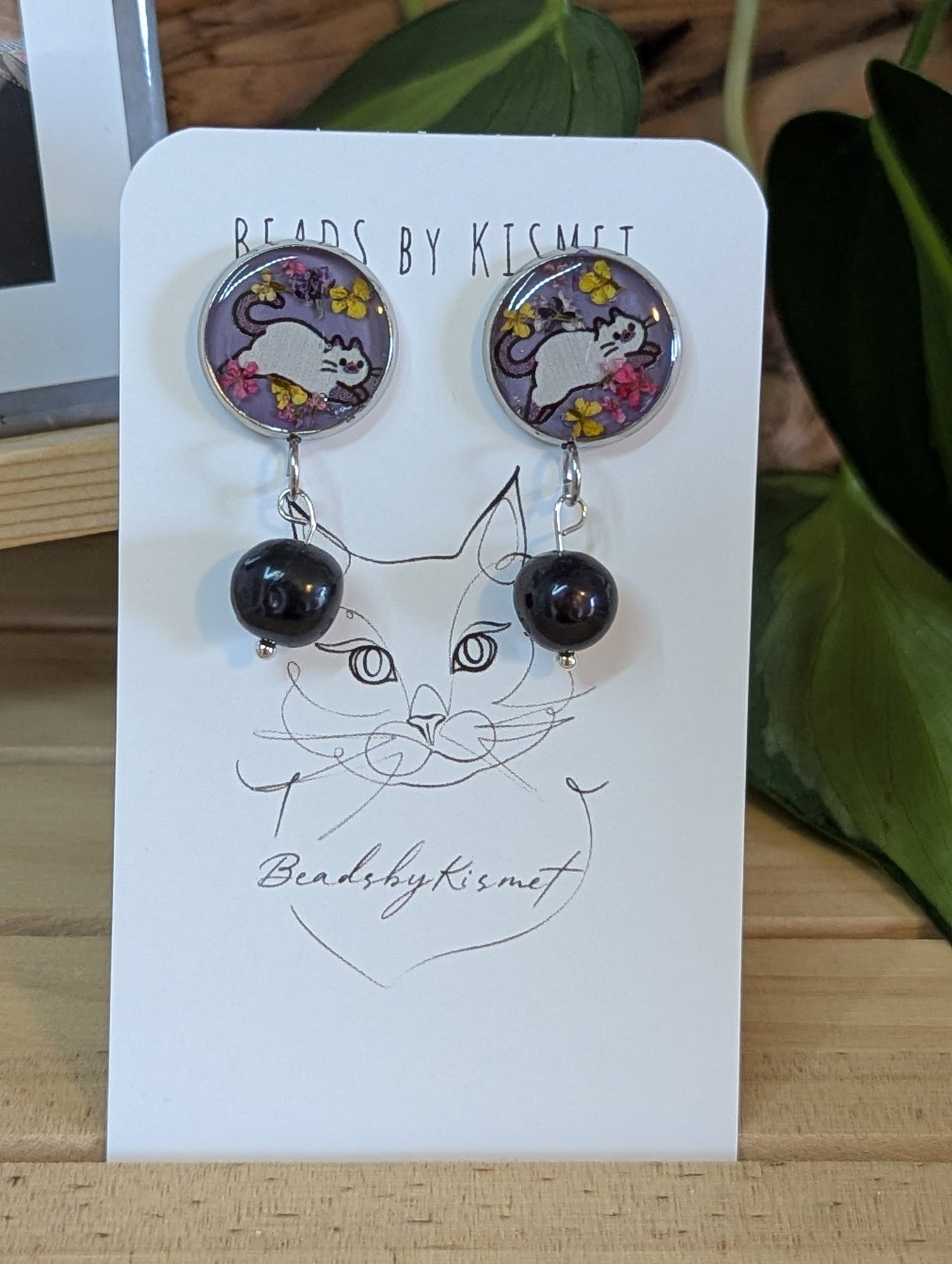 Garden Cat with Freshwater Pearls - Silver 🩶