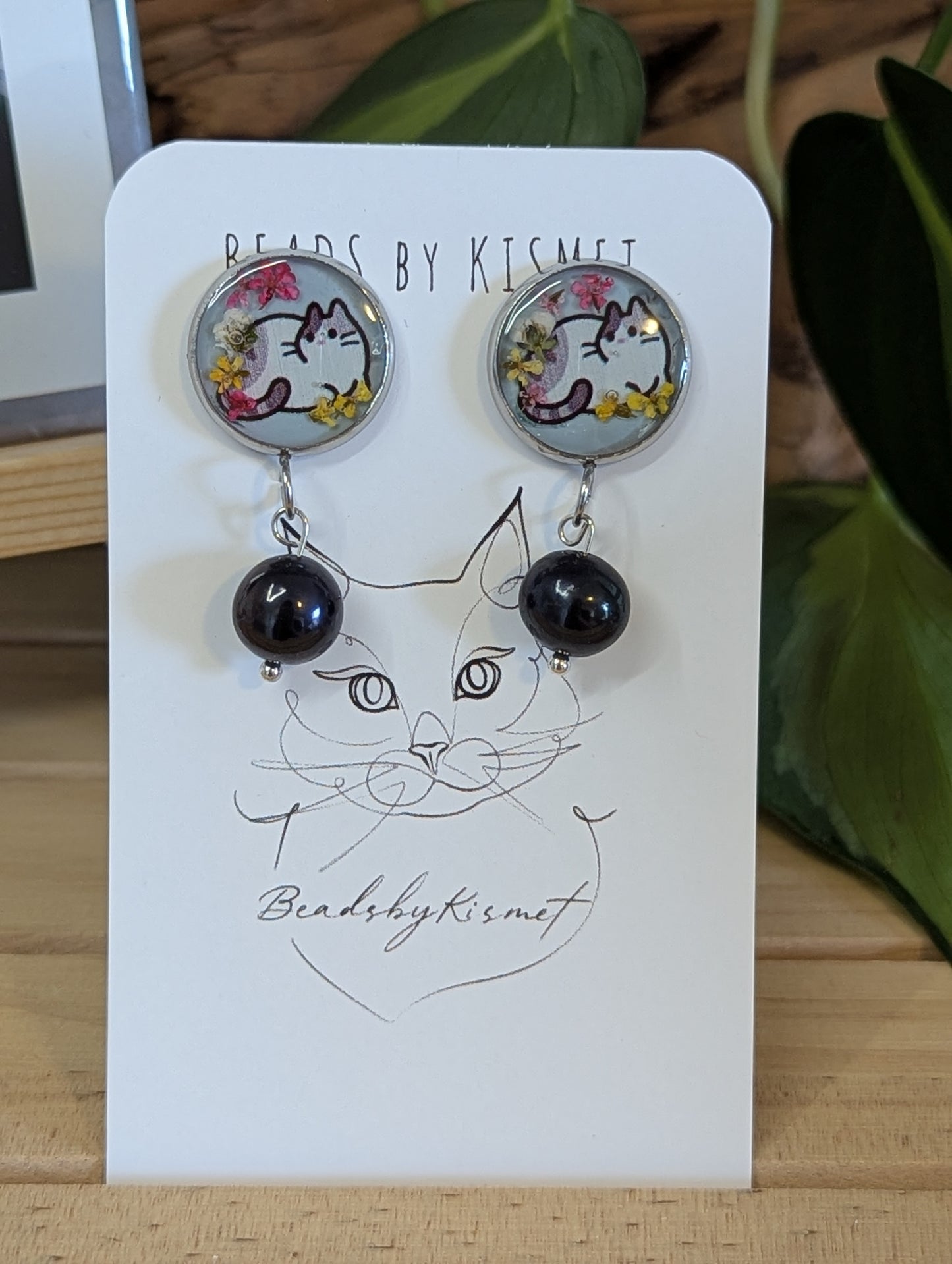 Garden Cat with Freshwater Pearls - Silver 🩶